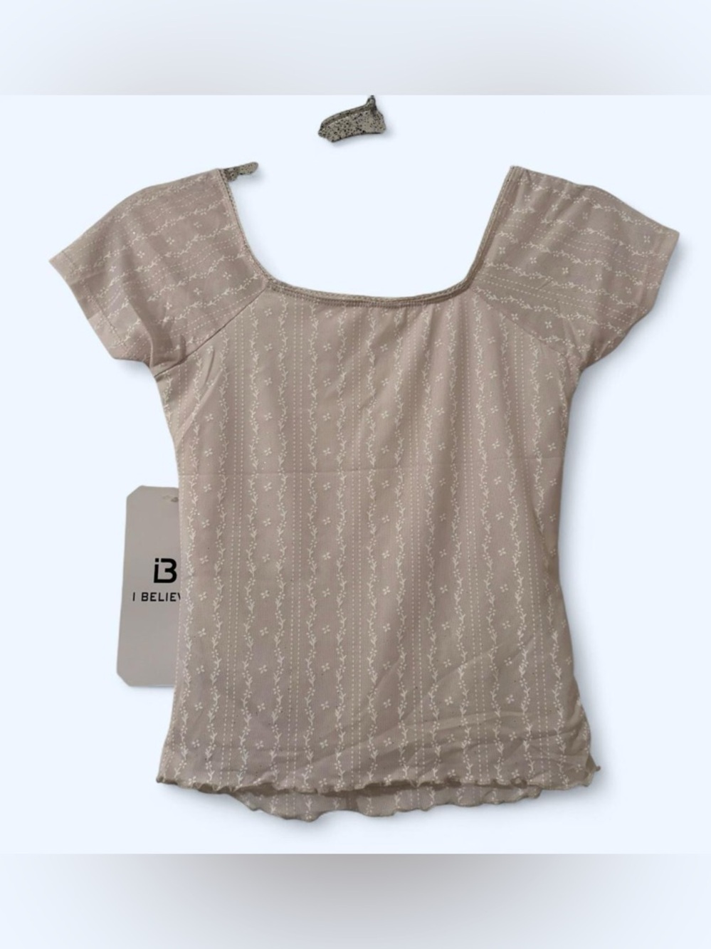 NWT I Believe Cream Floral Top - Picture 2 of 3